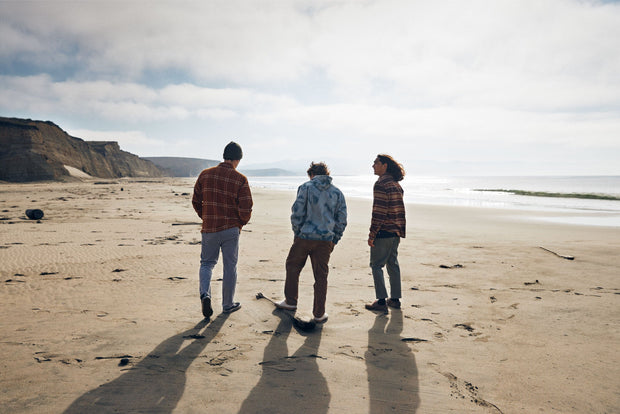 <h2>NEW ARRIVALS ➤</h2>